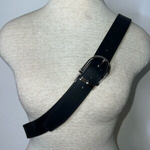 Montblanc Smooth Leather Horseshoe Buckle Belt